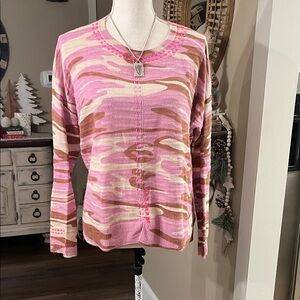 LISA TODD Pink and Brown Camouflage Women's Sweater